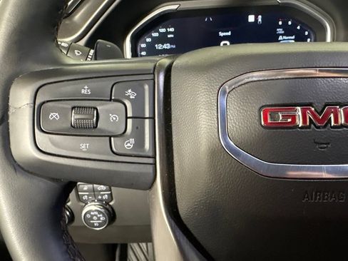 Used 2023 GMC Sierra 1500 AT4 w/ Technology Package AWD/4WD image 20