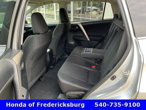 Used 2014 Toyota RAV4 XLE AWD/4WD image 25