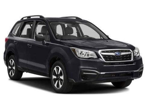 Used 2018 Subaru Forester 2.5i w/ Alloy Wheel Package AWD/4WD image 9