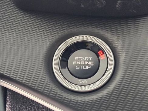 New 2025 Jeep Grand Cherokee L Laredo image 26