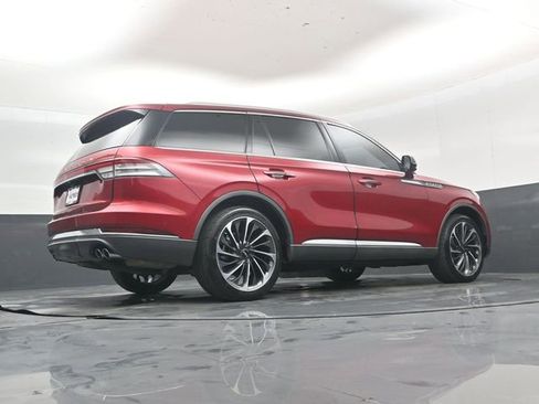 Used 2020 Lincoln Aviator Reserve w/ Equipment Group 202A image 40