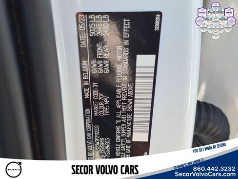 Certified 2023 Volvo XC40 B5 Plus w/ Protection Package Premier AWD/4WD image 31