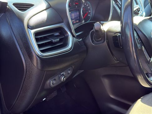 Used 2020 Chevrolet Equinox LT AWD/4WD image 14