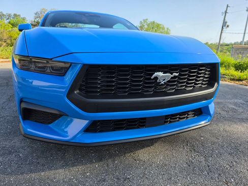 Used 2025 Ford Mustang Coupe image 16