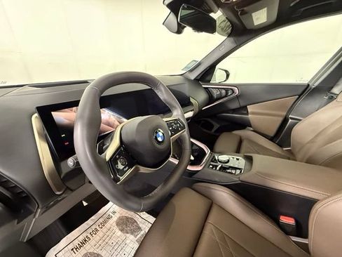 Used 2025 BMW X3 xDrive30i w/ Premium Package AWD/4WD image 6