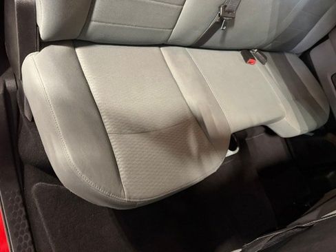 Used 2019 RAM 1500 Classic SLT AWD/4WD image 18