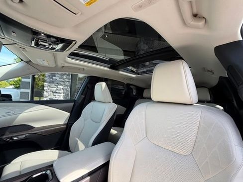 Used 2026 Lexus RX 350 AWD w/ Convenience Package image 12