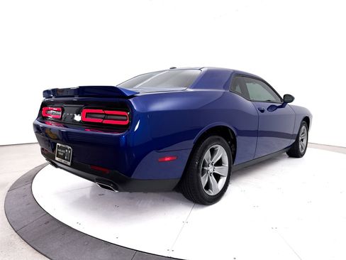 Used 2021 Dodge Challenger SXT RWD image 19