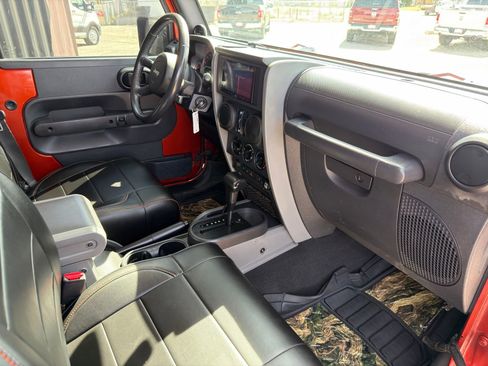Used 2009 Jeep Wrangler Unlimited Rubicon w/ Trailer Tow Group image 29