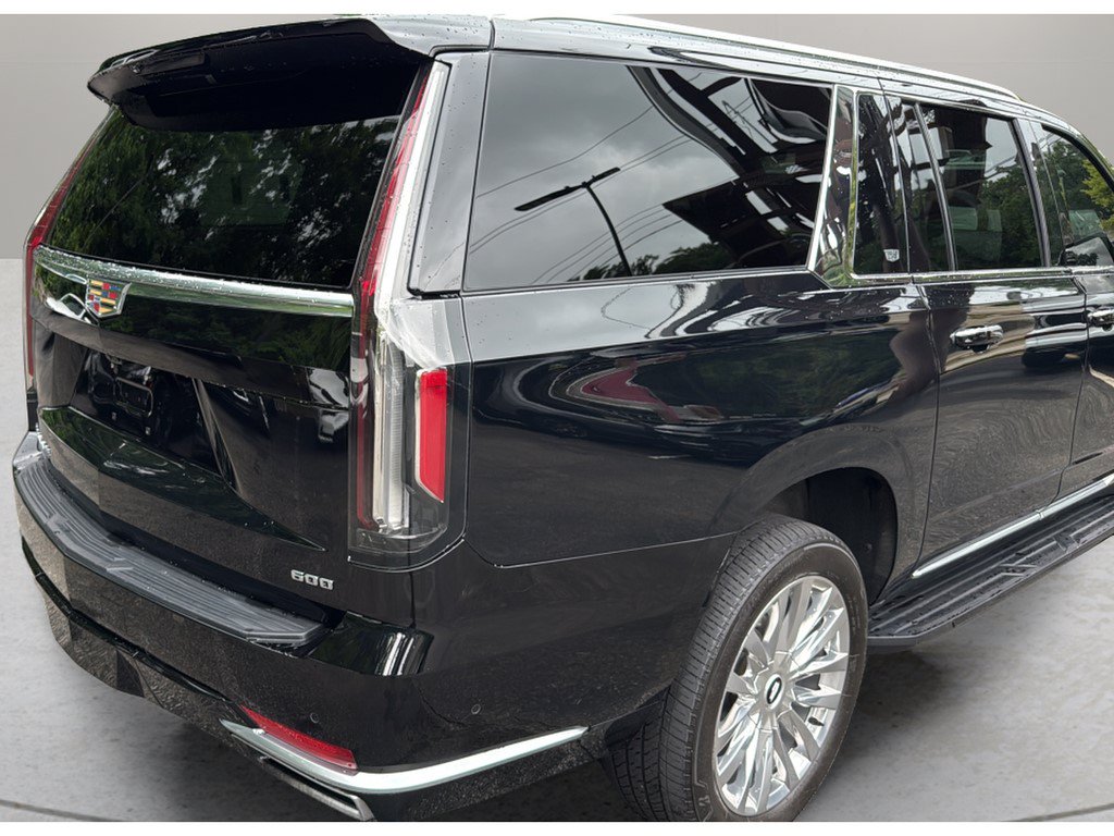 Certified 2024 Cadillac Escalade ESV Premium Luxury w/ LPO, Floor Liner Package AWD/4WD image 20