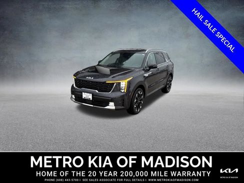 Used 2025 Kia Sorento EX FWD image 1