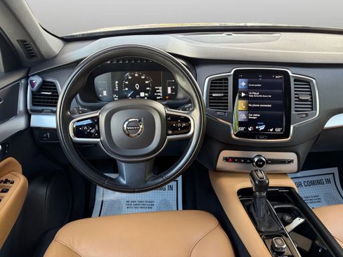 Used 2018 Volvo XC90 T5 Momentum w/ Convenience Package AWD/4WD image 30