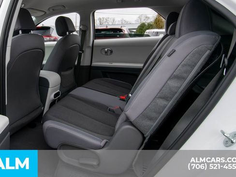 Used 2024 Hyundai Ioniq 5 SEL image 12