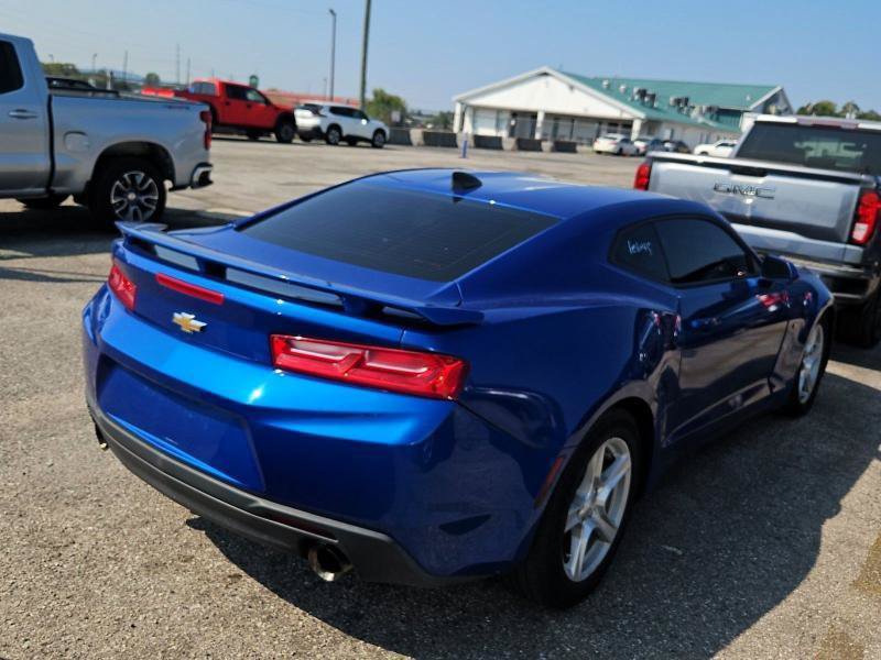 Used 2016 Chevrolet Camaro LT w/ Technology Package RWD image 3