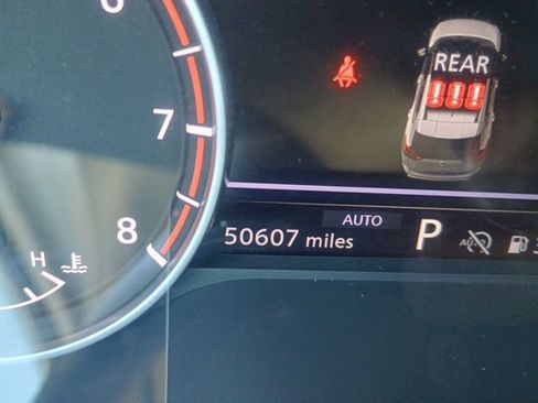 Used 2024 Nissan Rogue SV AWD/4WD image 26