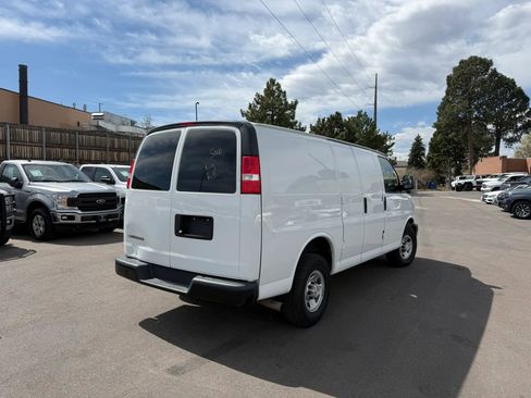 Used 2019 Chevrolet Express 2500 w/ Driver Convenience Package image 6