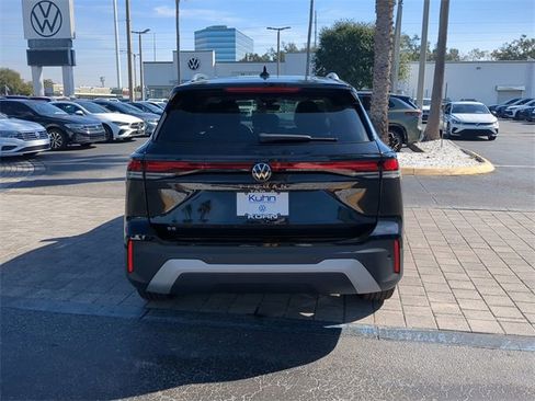 New 2026 Volkswagen Tiguan SE image 4