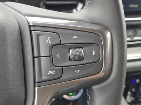 Used 2024 Chevrolet Silverado 2500 ZR2 w/ Technology Package AWD/4WD image 29