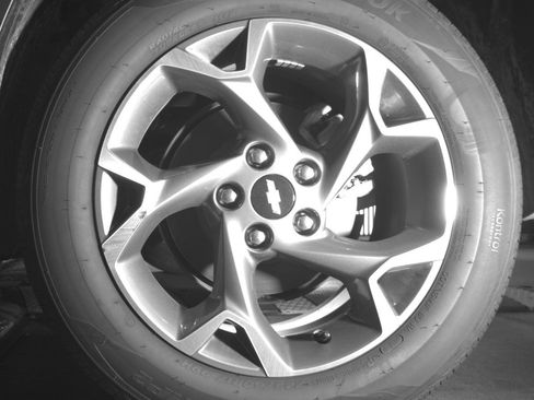 Used 2025 Chevrolet Trax LT FWD image 14
