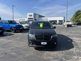 Used 2019 Dodge Grand Caravan GT image 3
