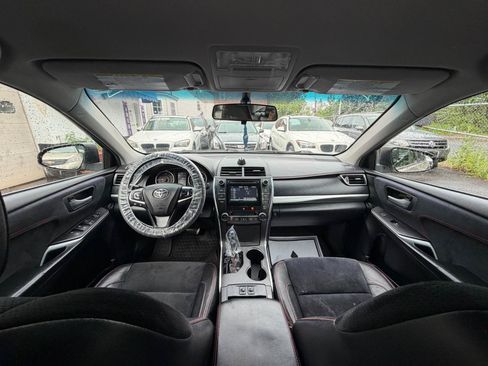 Used 2015 Toyota Camry XSE FWD image 44