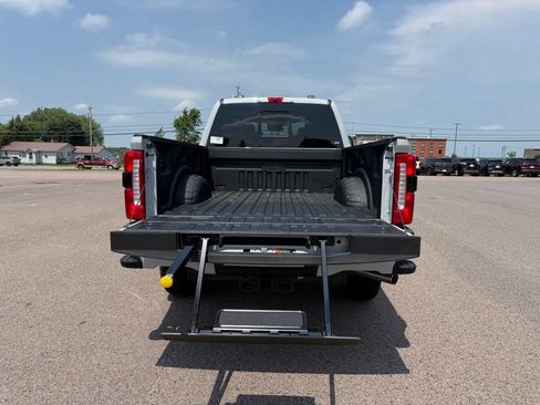 New 2026 Ford F250 Lariat w/ Black Appearance Package AWD/4WD image 23