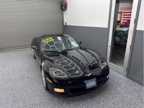 Used 2013 Chevrolet Corvette Coupe w/ 3LT Preferred Equipment Group RWD image 9