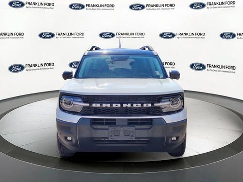 Certified 2025 Ford Bronco Sport Outer Banks w/ Outer Banks Tech Package+ AWD/4WD image 8