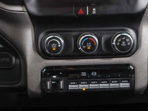 Used 2021 RAM 3500 Tradesman w/ Chrome Appearance Group AWD/4WD image 20