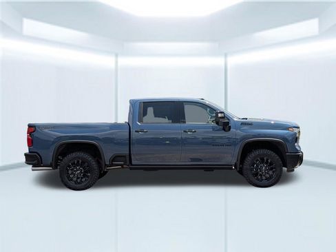New 2026 Chevrolet Silverado 2500 LTZ w/ LTZ Plus Package AWD/4WD image 7