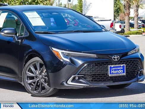 Used 2023 Toyota Corolla XSE image 2