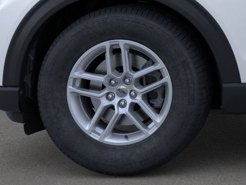 New 2026 Ford Explorer Active RWD image 19