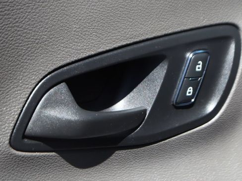 Used 2022 Ford E-Transit Medium Roof RWD image 21