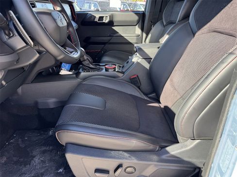 New 2025 Ford Bronco Raptor image 18