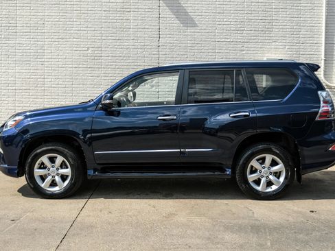 Used 2018 Lexus GX 460 w/ Navigation Package AWD/4WD image 11