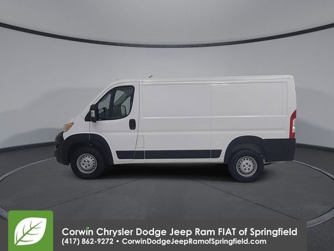 Used 2025 RAM ProMaster 2500 w/ Convenience Group FWD image 10