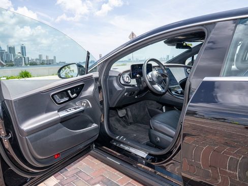 Used 2023 Mercedes-Benz EQE 350+ Sedan image 34