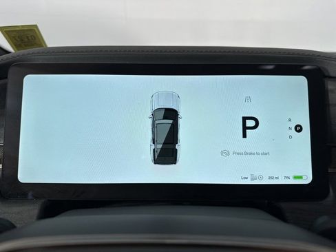 Used 2024 Rivian R1S Adventure image 17