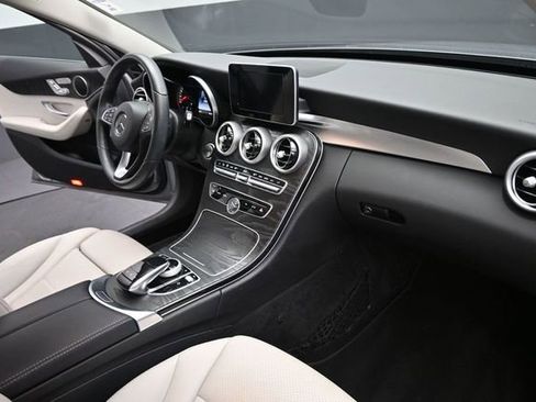 Used 2016 Mercedes-Benz C 300 4MATIC Sedan image 28
