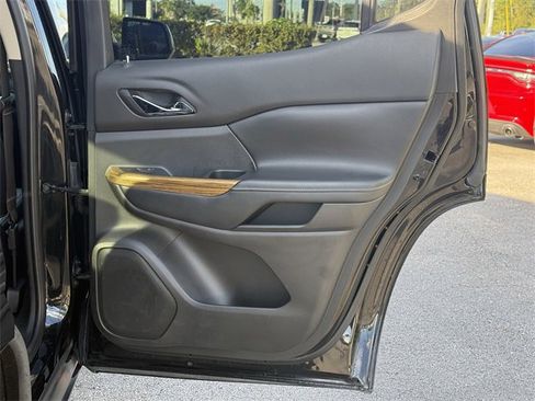 Used 2019 GMC Acadia Denali image 36