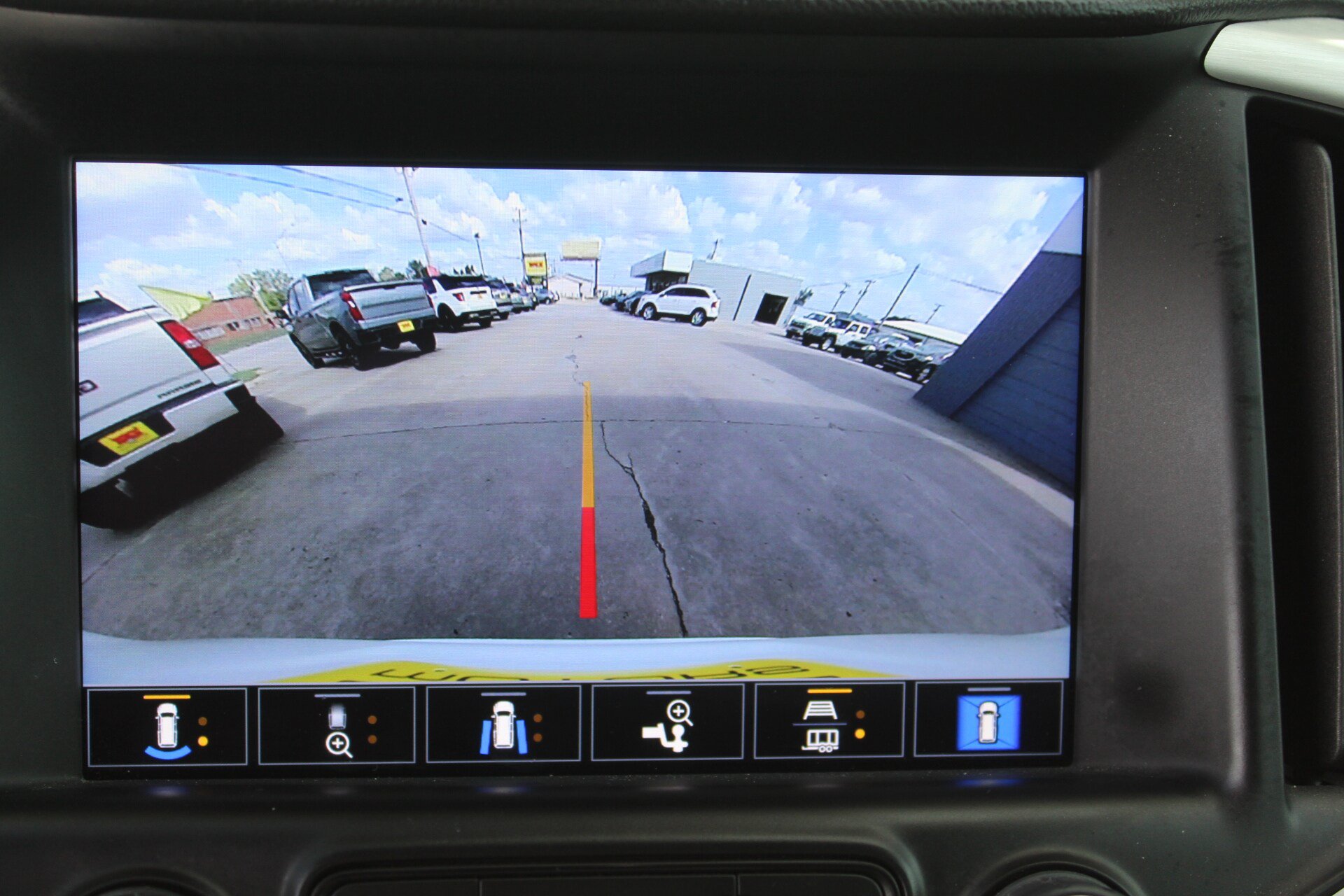 Used 2022 GMC Terrain SLT w/ Tech Package FWD image 39