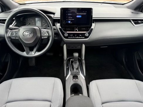 Used 2025 Toyota Corolla Cross AWD Hybrid image 24