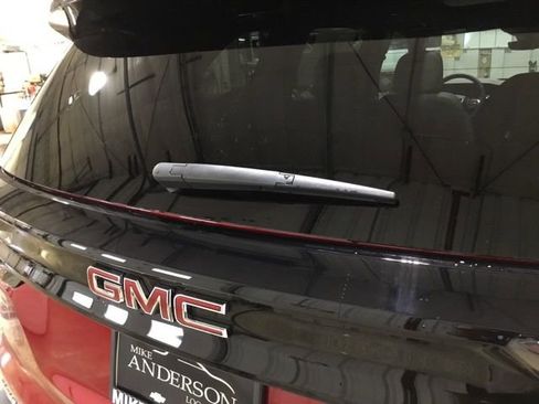 New 2026 GMC Acadia Elevation w/ Elevation Premium Package FWD image 19