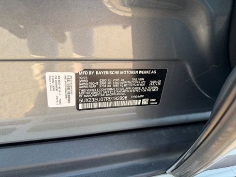 Used 2024 BMW X5 xDrive40i w/ Premium Package image 14