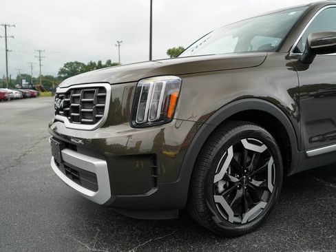 Used 2025 Kia Telluride S AWD/4WD image 19