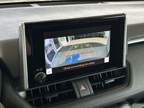 Used 2024 Toyota RAV4 XLE w/ Weather Package image 17
