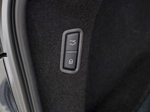 Used 2022 Maserati Levante Modena S AWD/4WD image 40
