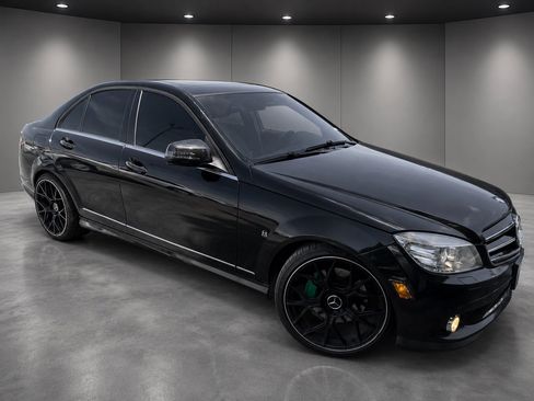 Used 2009 Mercedes-Benz C 350 Sport image 2