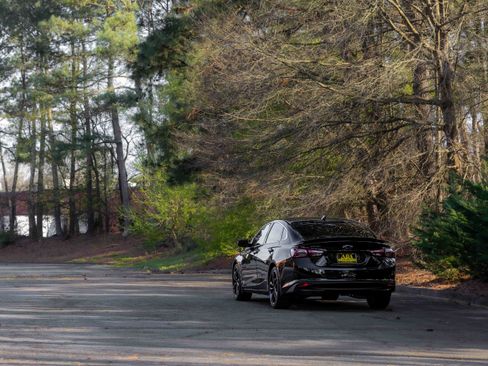 Used 2020 Chevrolet Malibu LT w/ Leather Package image 39