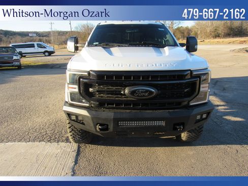 Used 2022 Ford F250 Lariat w/ Black Appearance Package image 19
